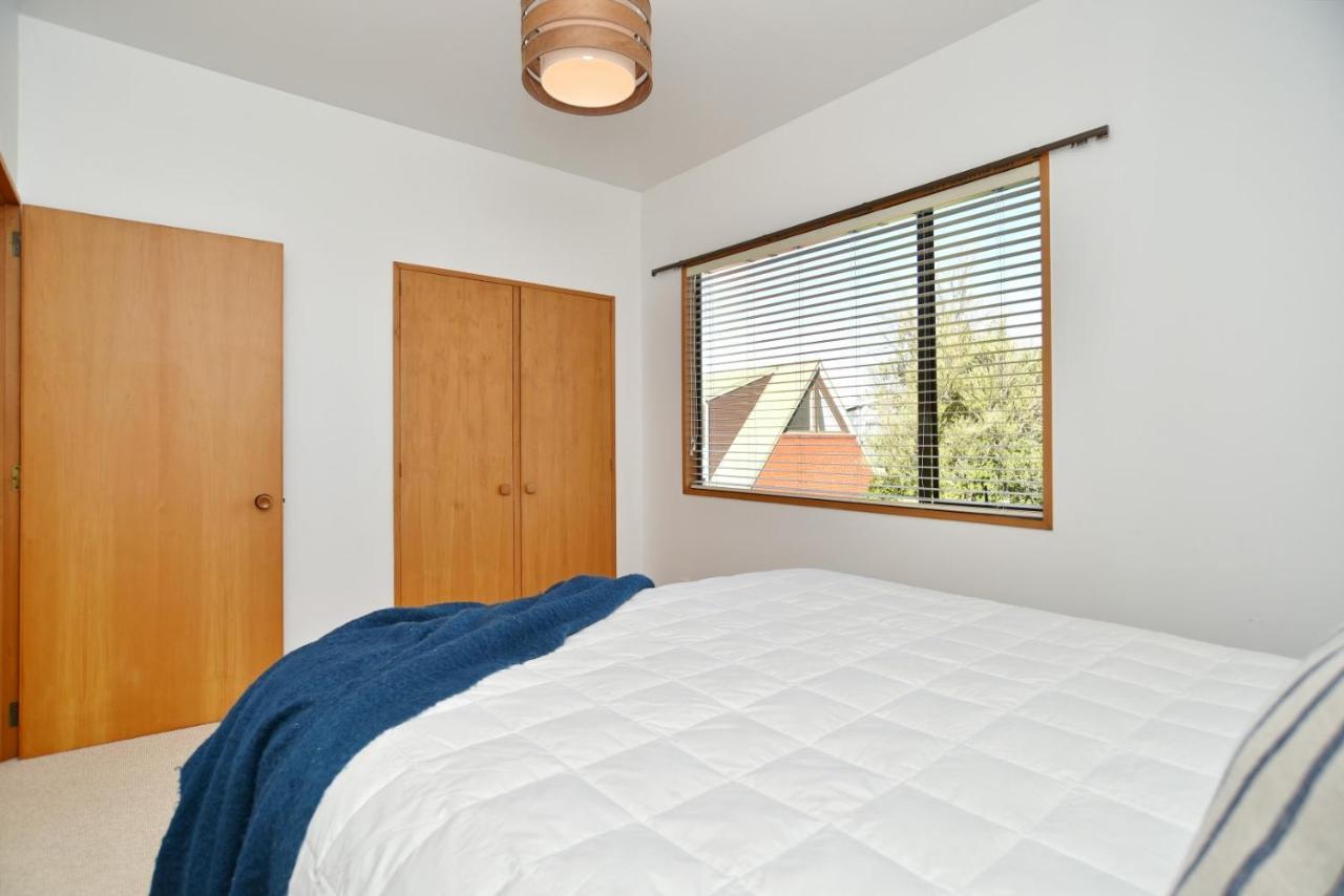 Bristol St - Christchurch Holiday Homes Екстериор снимка