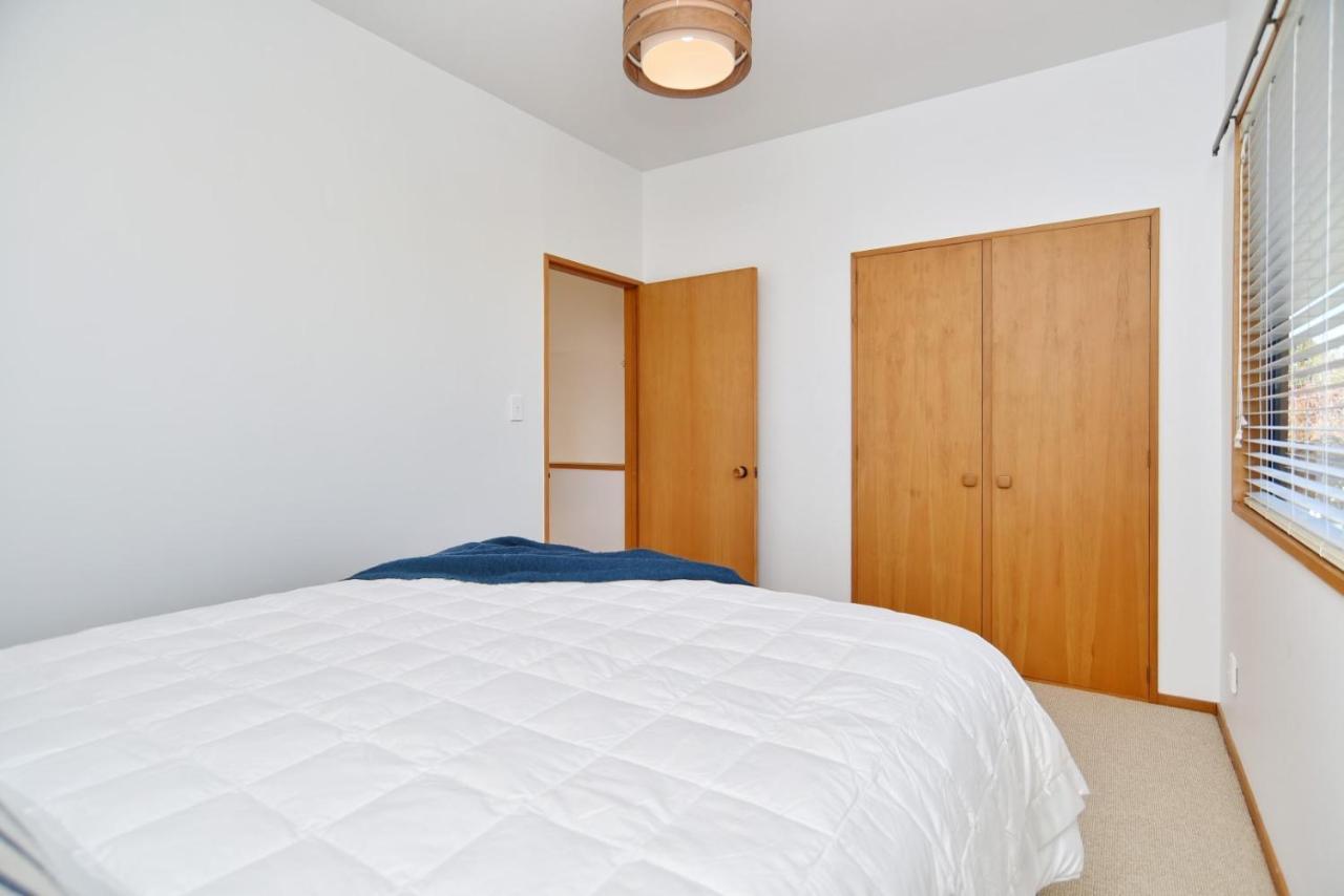 Bristol St - Christchurch Holiday Homes Екстериор снимка